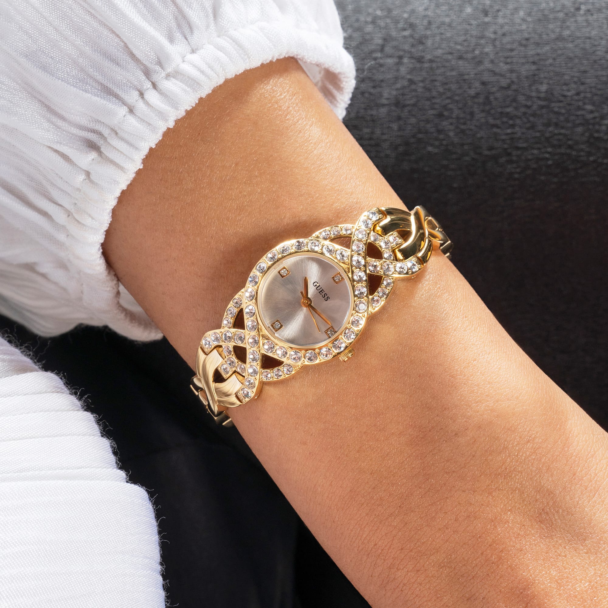 Guess Women's 23mm Quartz Watch GW0682L2 - Image 2
