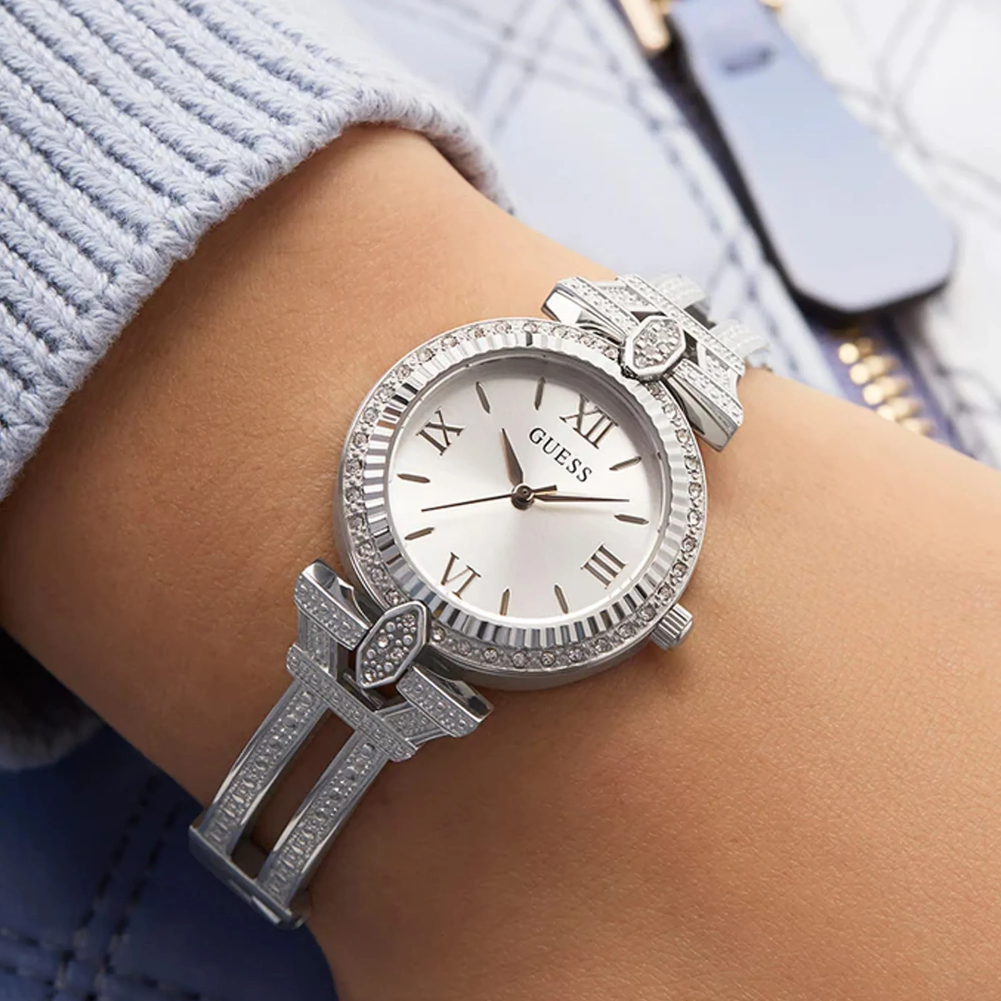 Guess Women's Quartz 28mm Watch GW0864L1 - Image 2
