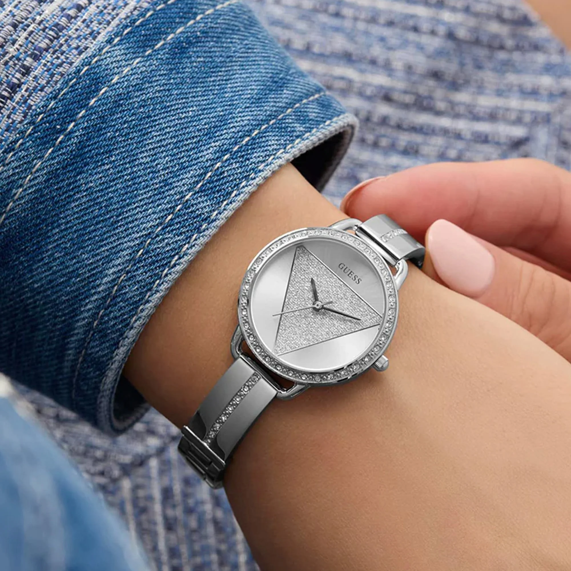Guess Women's Quartz 30mm Watch GW0914L1 - Image 2