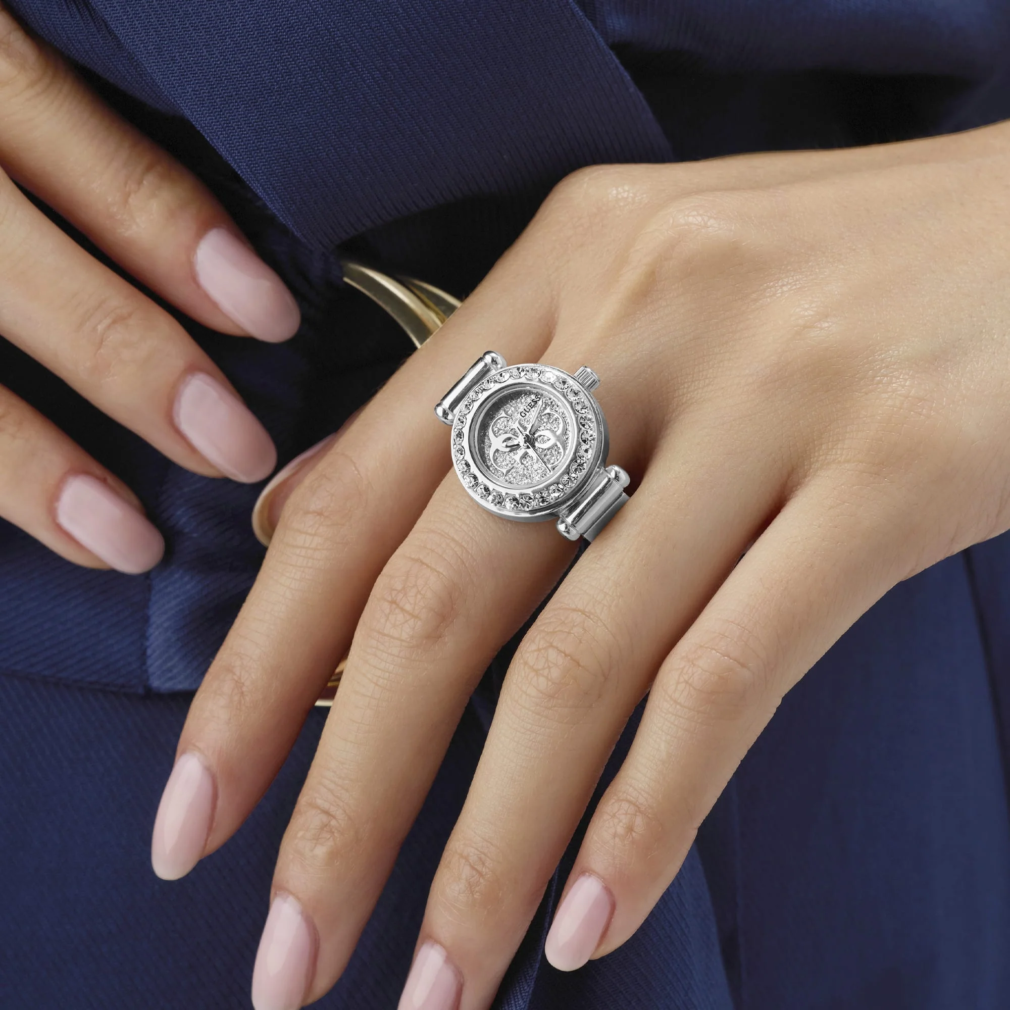 Guess Anna Quartz Ring Watch GW1022L1 - Image 5