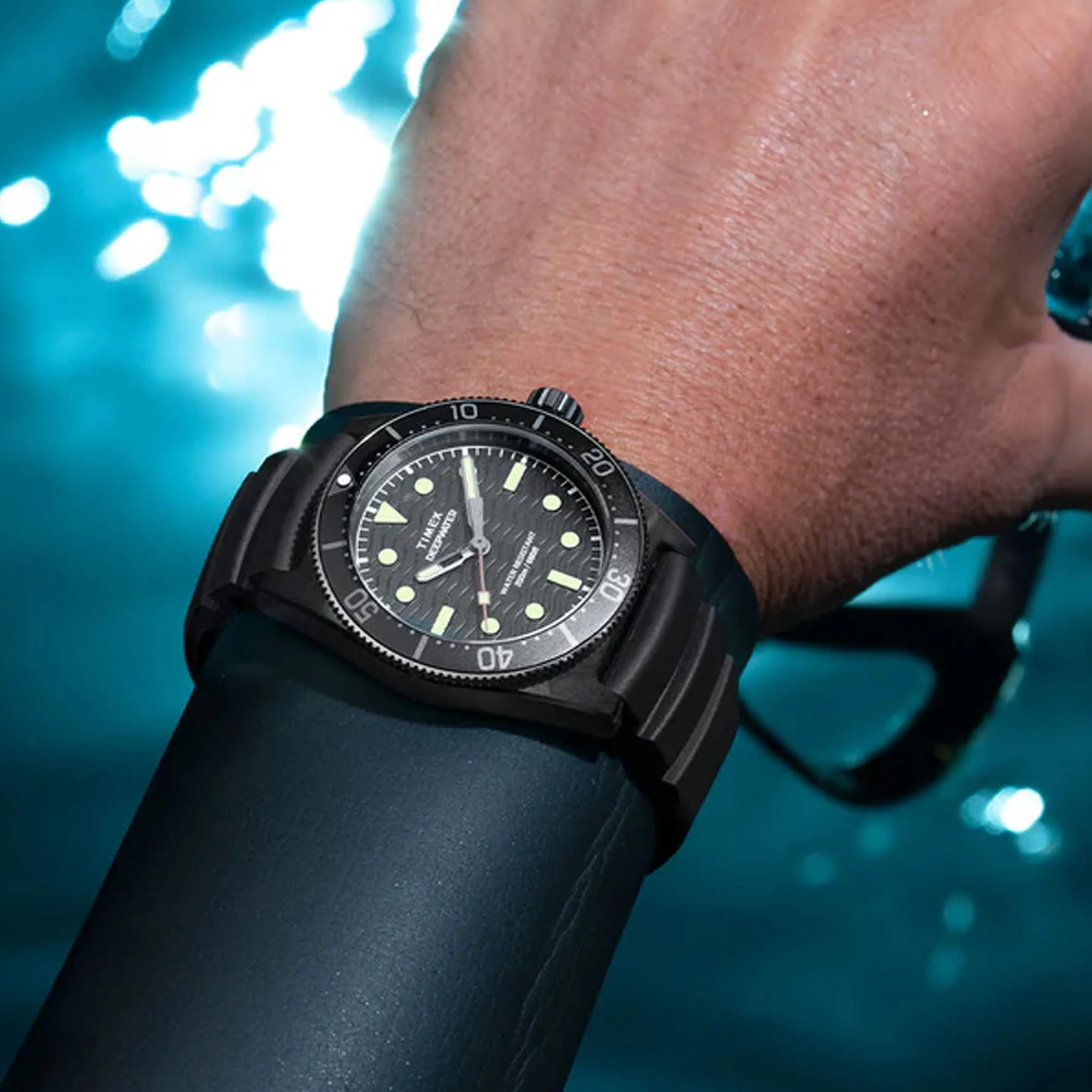Timex Deepwater Reef 200 Men's 41mm Black PVD Quartz Watch TW2W74700 - Image 2