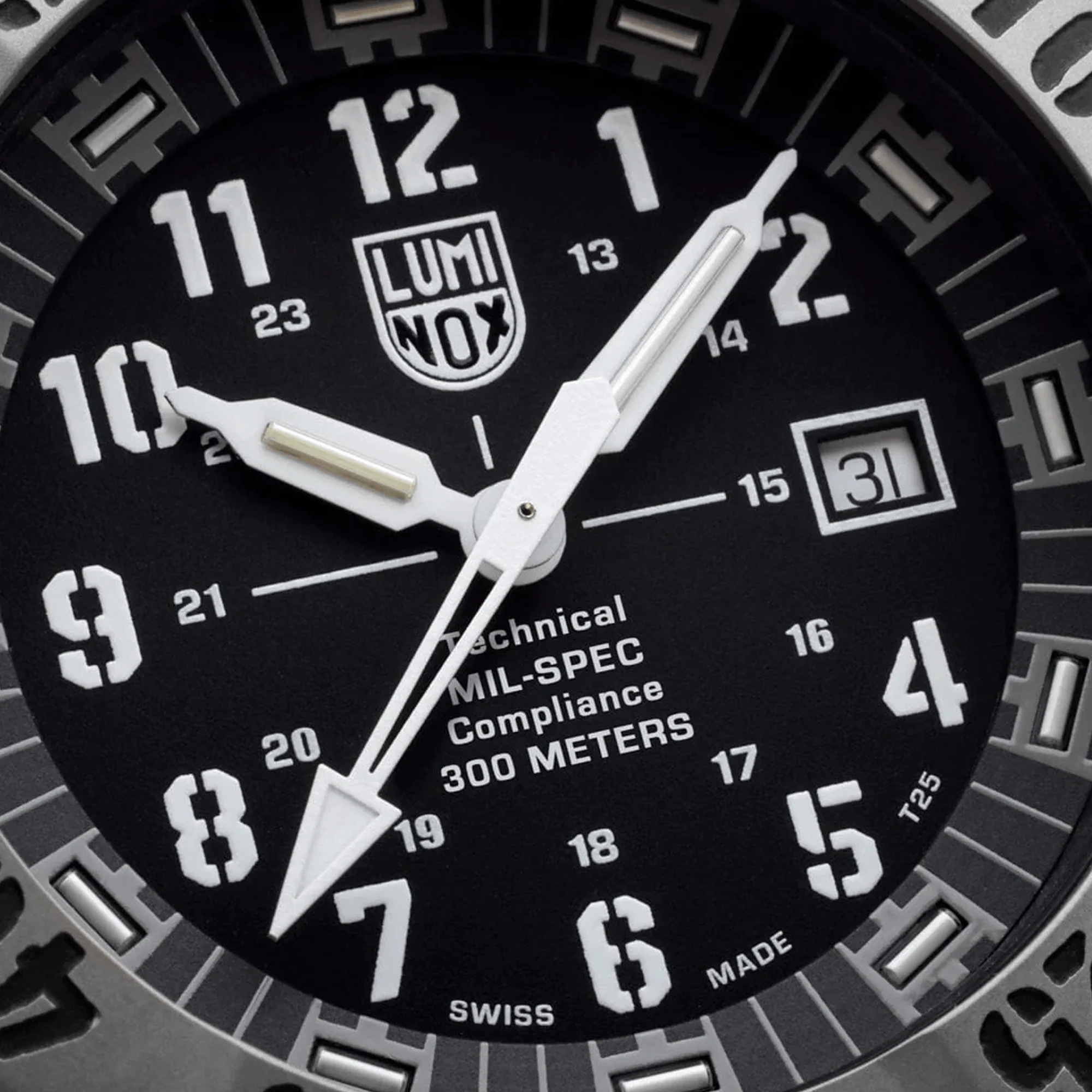 Luminox MIL-SPEC Quartz Men 46mm Watch XL.3351.1.SET - Image 7