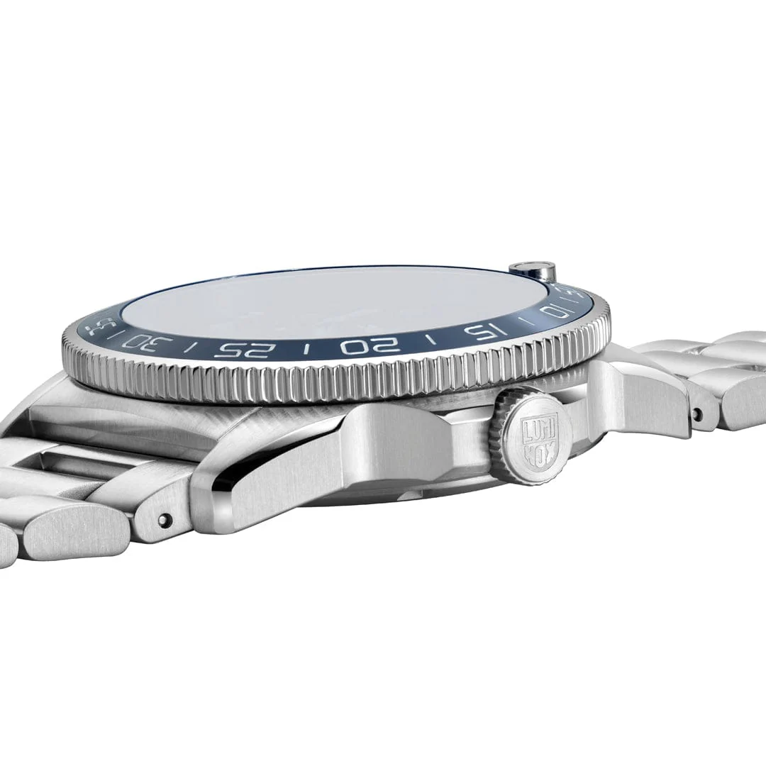 Luminox Pacific Diver Men's 42mm Watch XS.3104 - Image 3