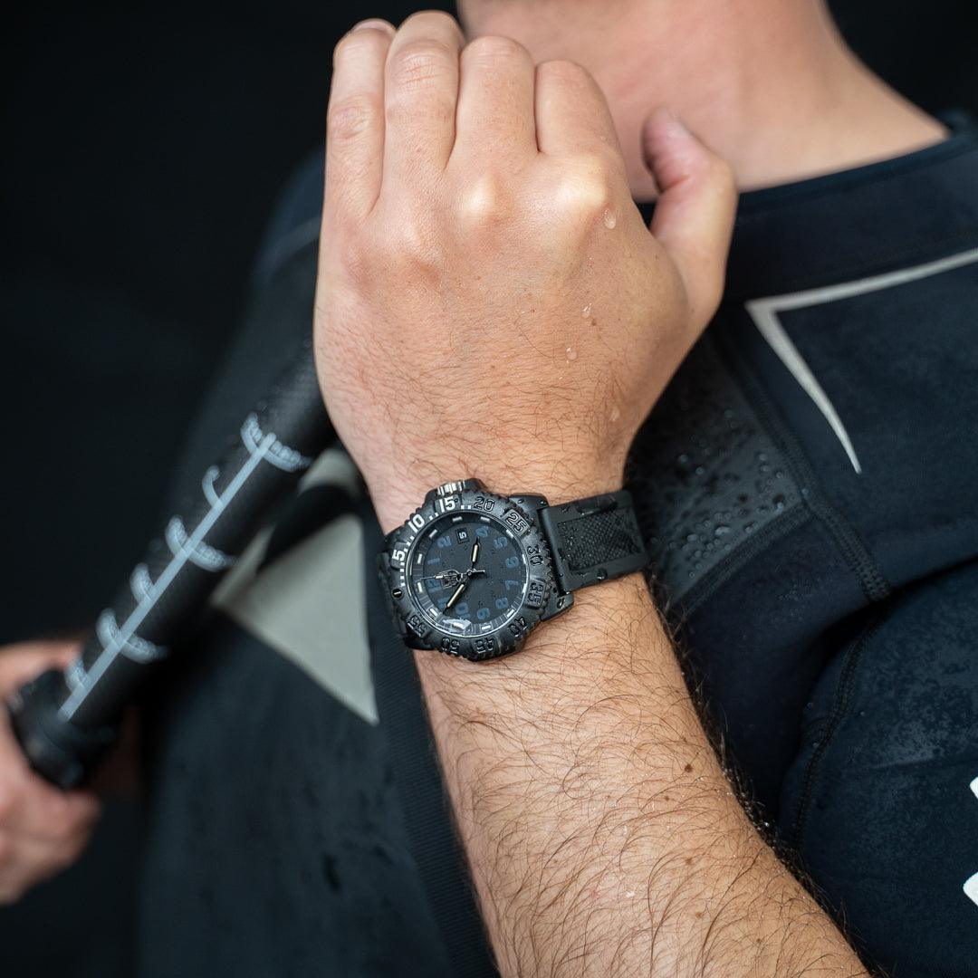 Luminox Men's Black PVD Quartz Sport Watch Black Dial - Image 3