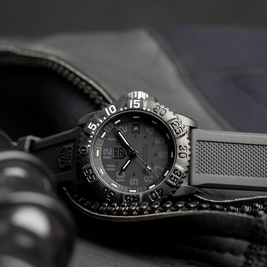 Luminox Men's Black PVD Quartz Sport Watch Black Dial - Image 4