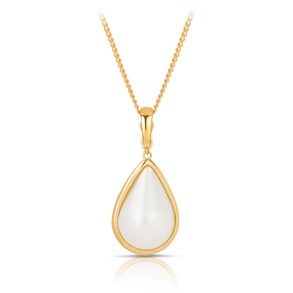 Mabe Pearl Pendant in 9ct Yellow Gold