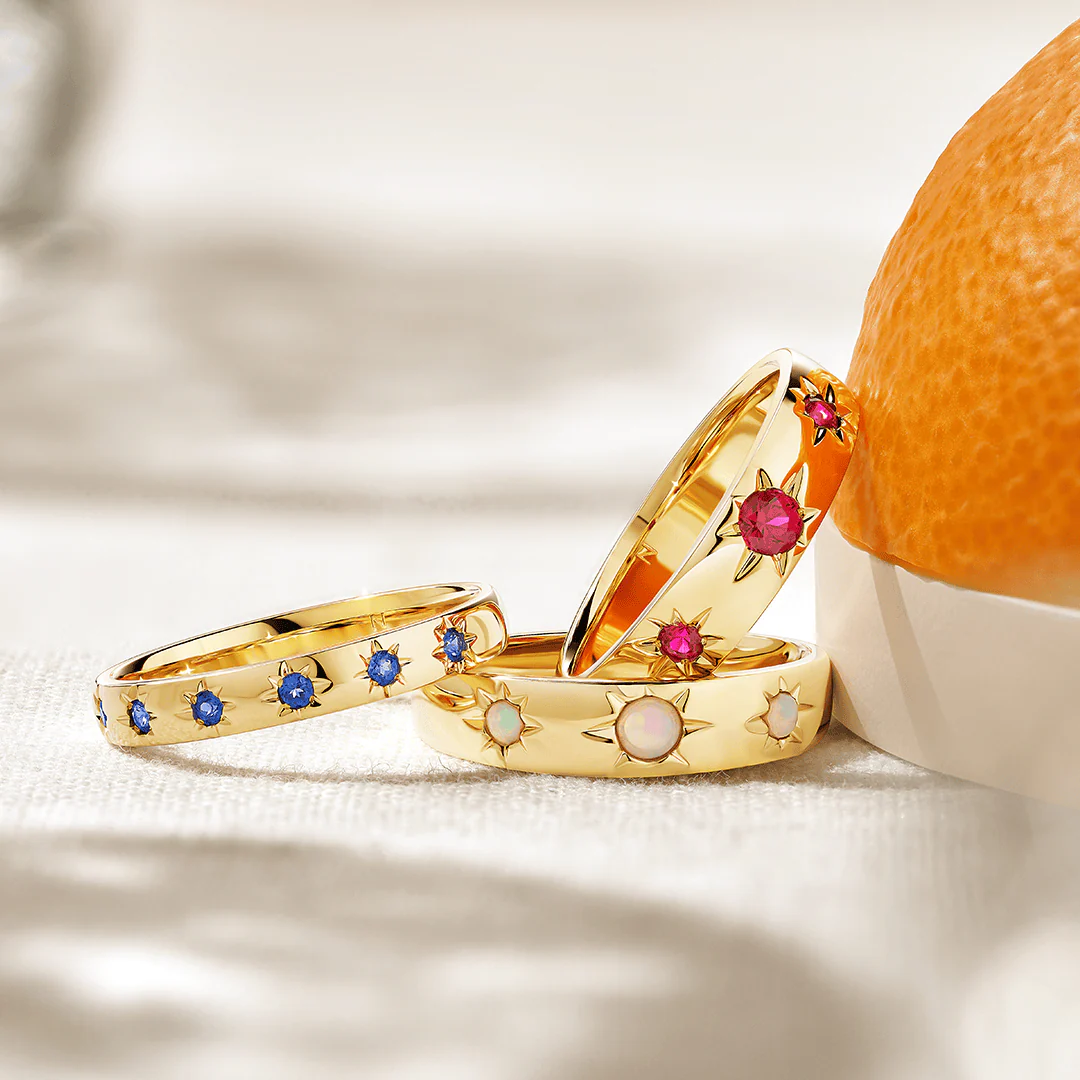 Created Ruby Star Set Band in 9ct Yellow Gold - Image 3