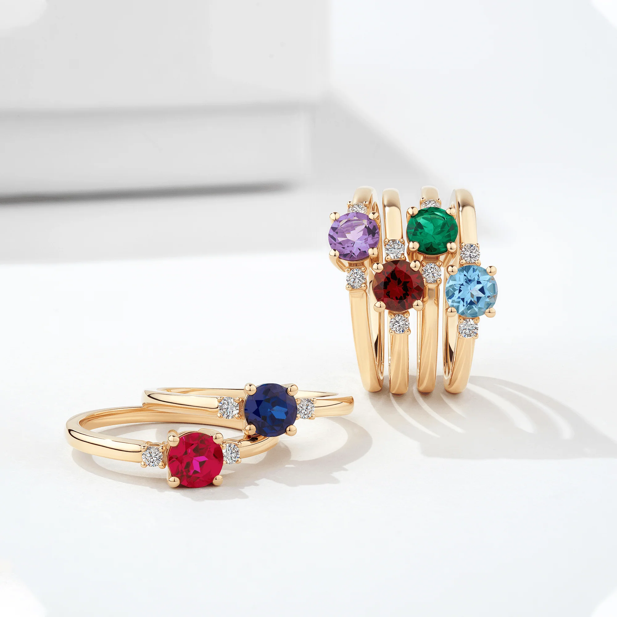 Blue Topaz & Diamond Trilogy Ring in 9ct Yellow Gold - Image 2