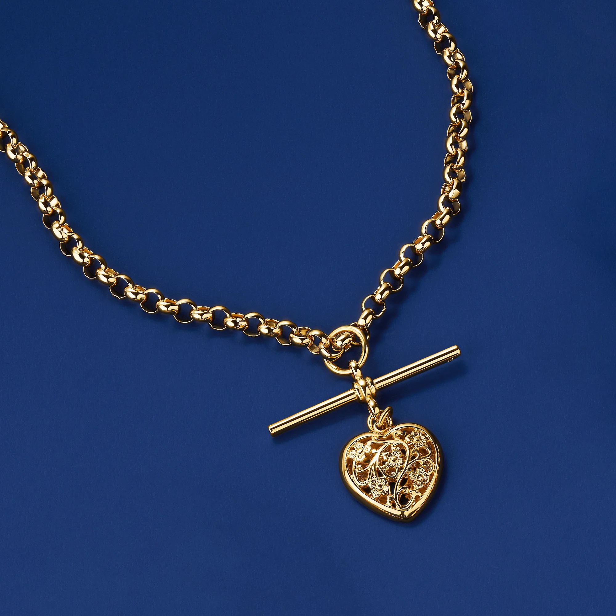 Solid Heart Swivel Belcher Necklace in 9ct Yellow Gold - Image 4