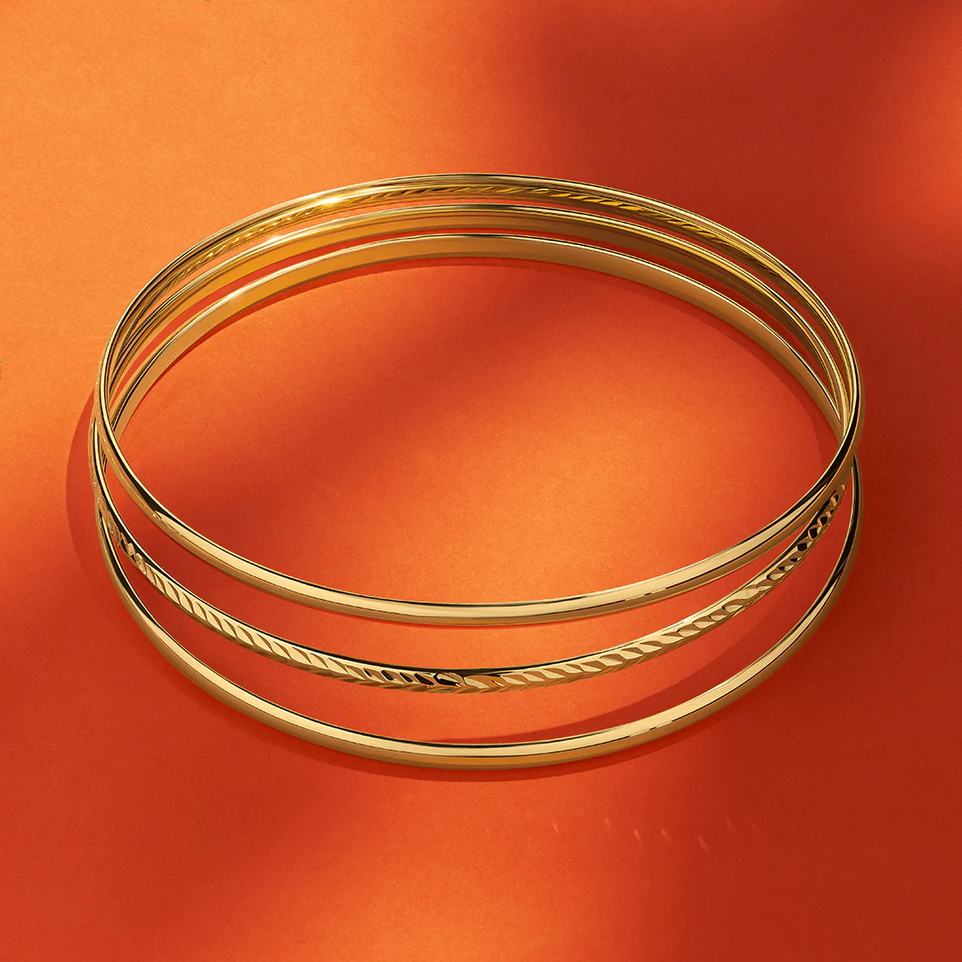 3 Bangle Set in 9ct Yellow Gold - Image 3