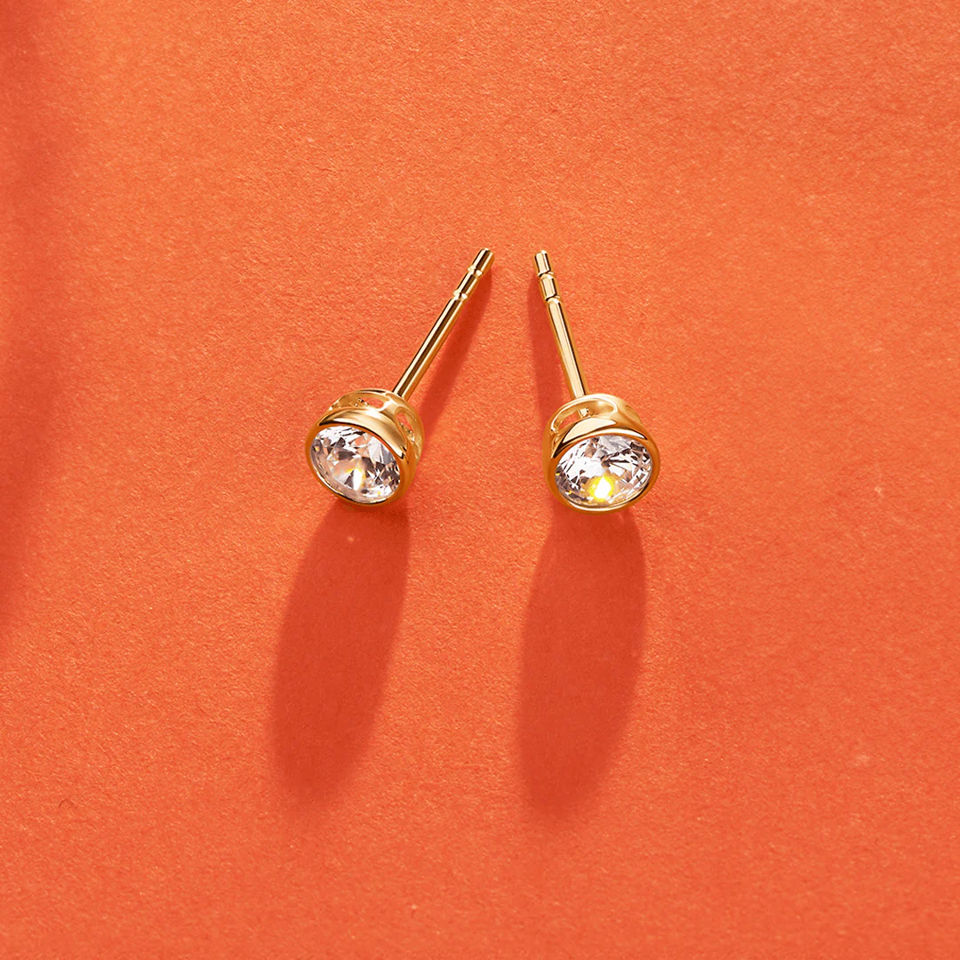 Cubic Zirconia Earrings in 9ct Yellow Gold - Image 3