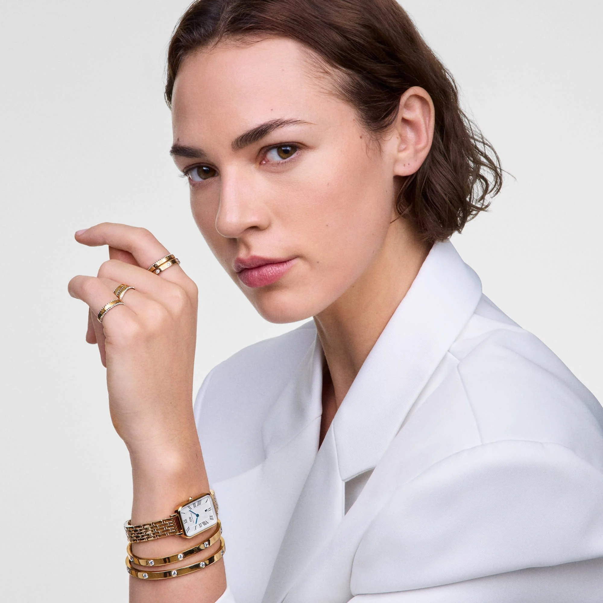 Daniel Wellington Quadro  Roman Numerals Date 5-link Gold - Image 2